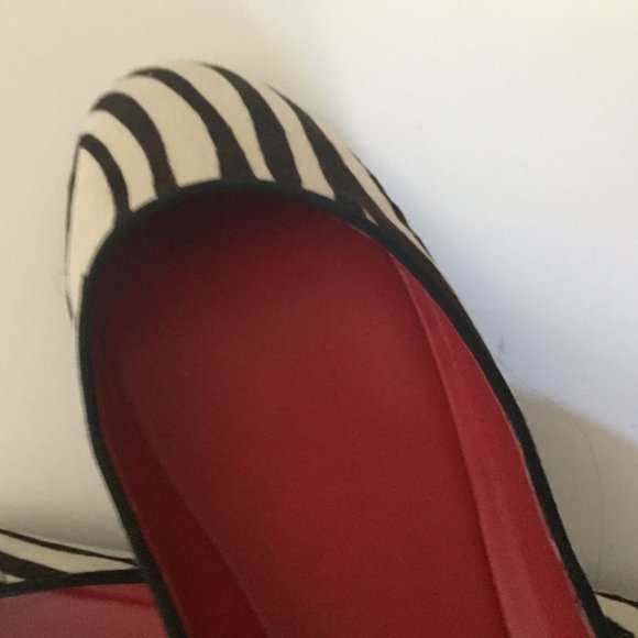 Nine West Flats - Picture 2 of 7